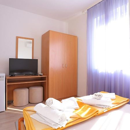 Double Room Tucepi 5263D Kültér fotó